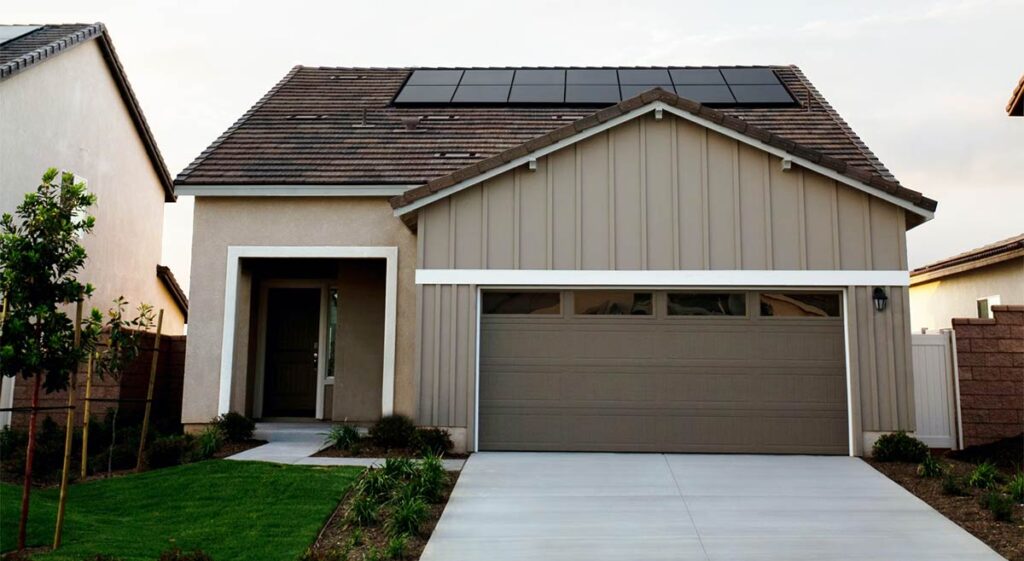 Why Every Home or Business Needs a Solar Panel Roof