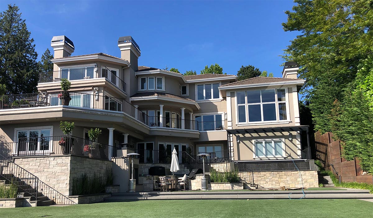 window cleaner in seattle